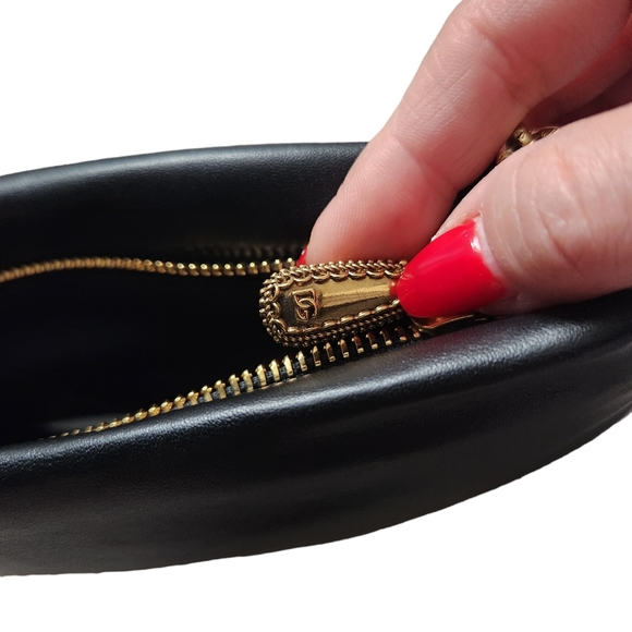 SOLD!! BNWT DOLCE & GABBANA Small calfskin Devotion Soft bag - Picture 11 of 11